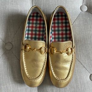 Gucci loafers barely used